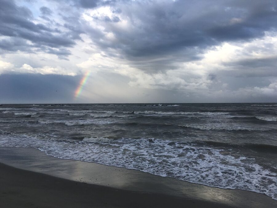 Meer und ein Regenbogen